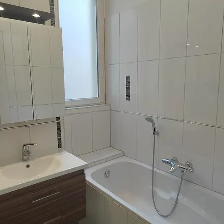 公寓 Spacieux Proche Du Centre